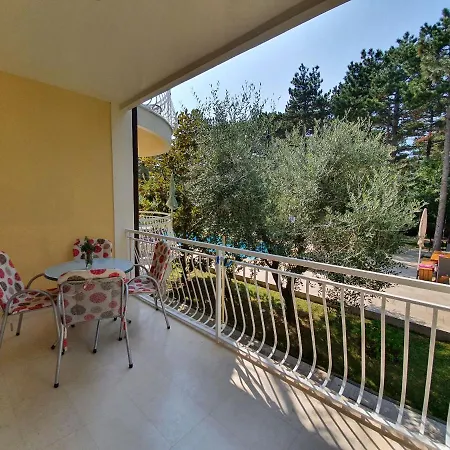 Anne Apartmán Jadranovo