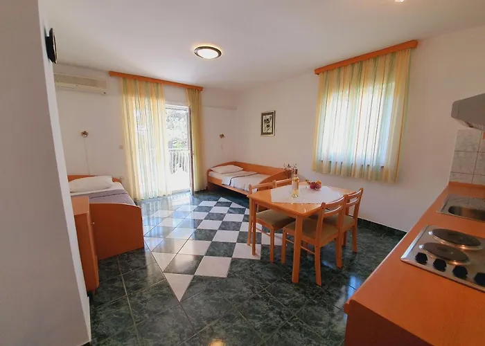 Anne Apartment