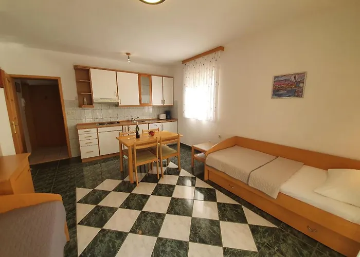 Apartment Anne Jadranovo